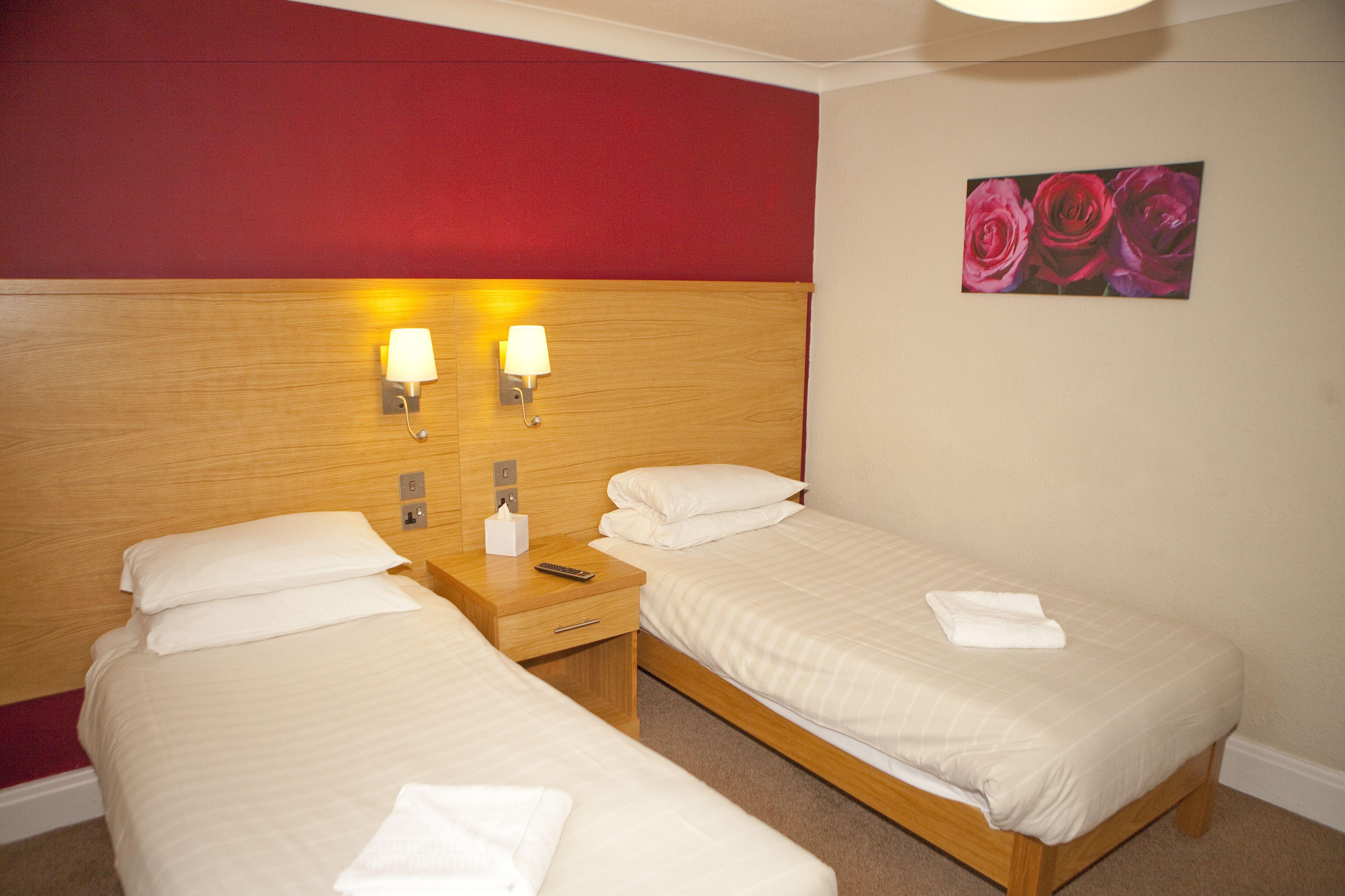 Wheatlands Lodge Hotel — Photos 1